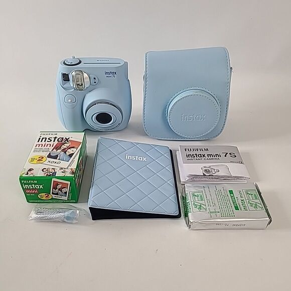 Fujifilm Instax Mini 7S Instant Camera Light Blue with Case, Film